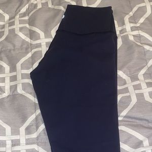 Lululemon 7/8 high times in navy size 4